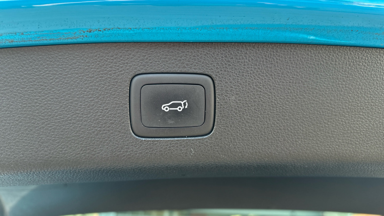 MG HS 1.5 T-GDI PHEV Trophy 5dr Auto Hatchback